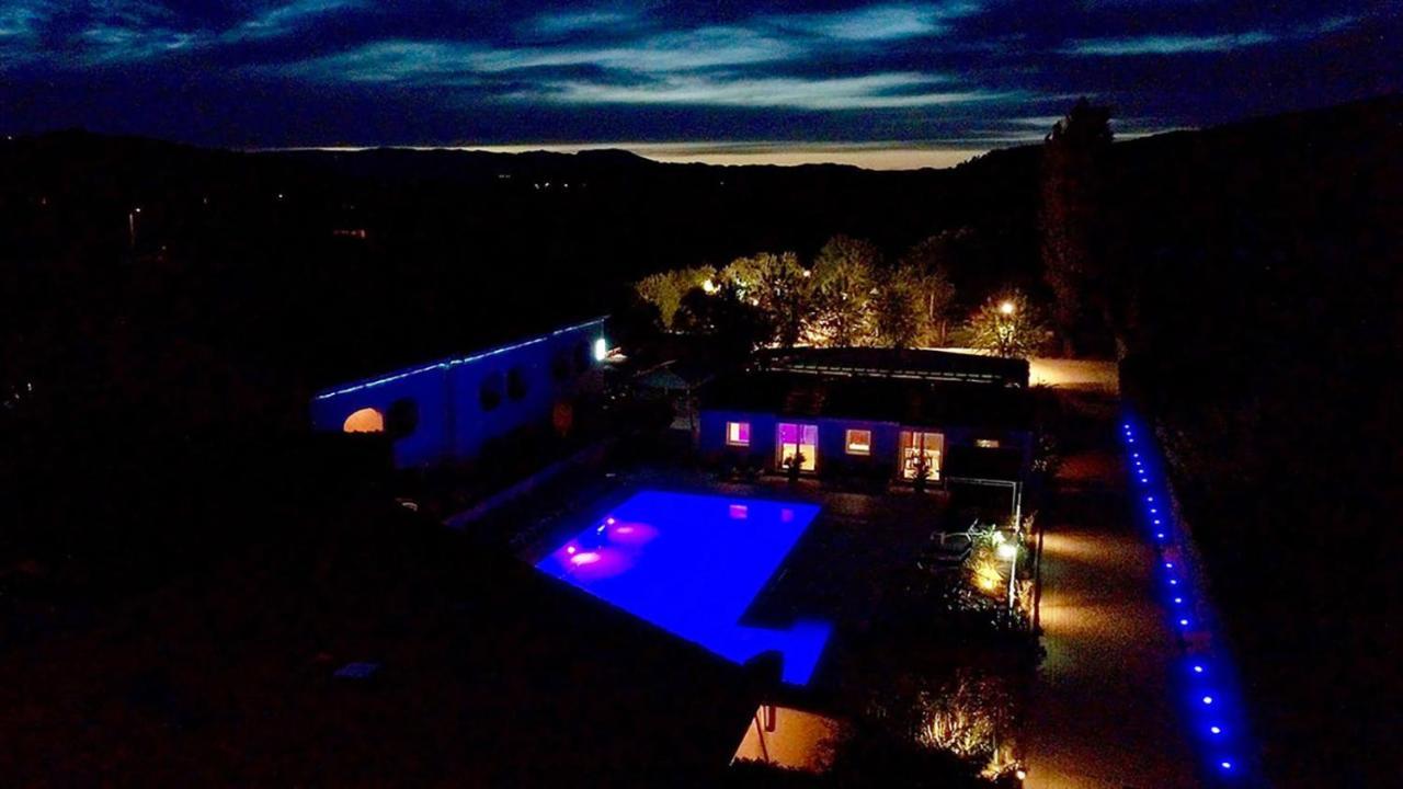 Les Cigalous Hotell Salavas Eksteriør bilde